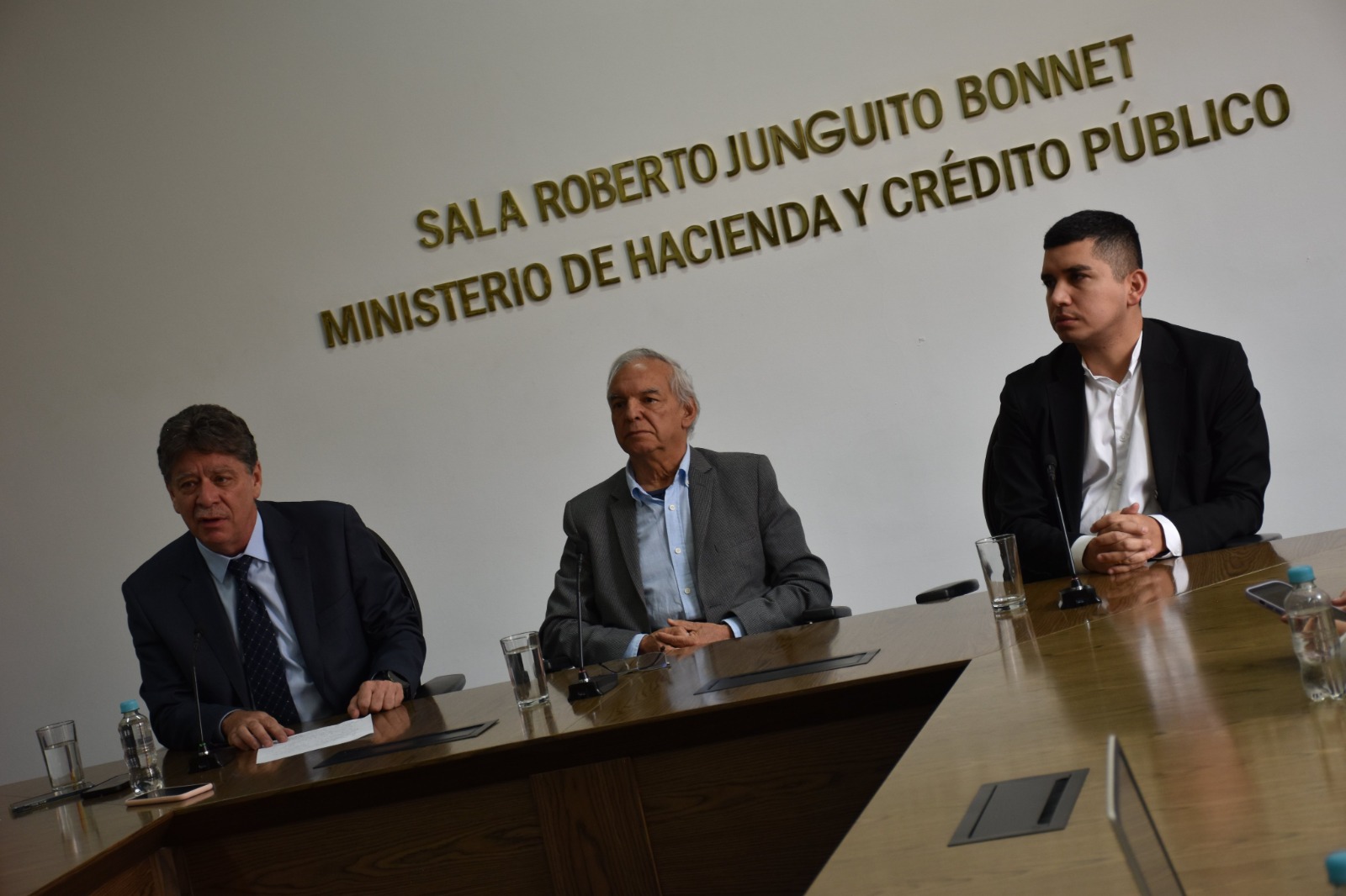 Reunión MinHacienda - ANDI - Asobancaria